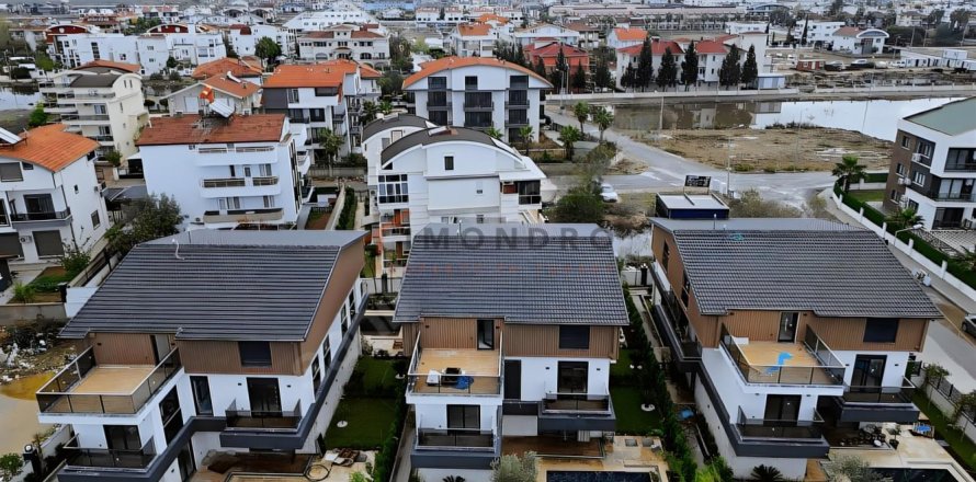 5 bedrooms Villa in Antalya, Turkey No. 129407
