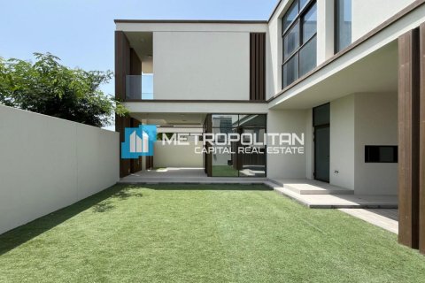 3 dormitorios Townhouse en Abu Dhabi, UAE No. 122942