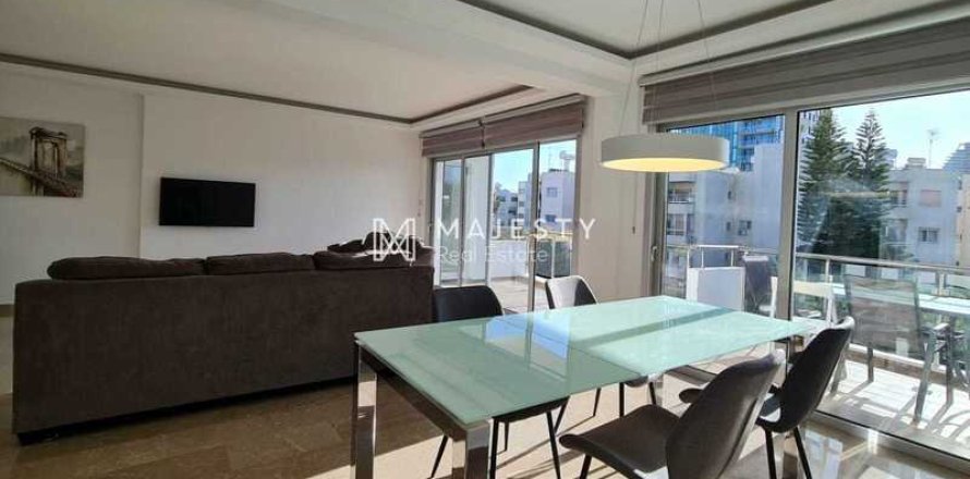 4 bedrooms Apartment in Mouttagiaka, Cyprus No. 32966