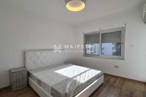 4 bedrooms Apartment in Mouttagiaka, Cyprus No. 32966 9