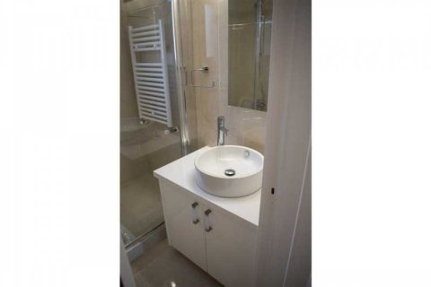 Вилла с 4 спальнями в Куклия, Кипр №84385 16