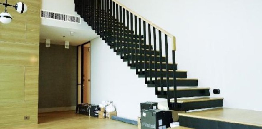 Квартира с 3 спальнями в Бангкок, Таиланд №96355