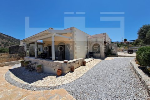3 bedrooms Villa in Crete, Greece No. 64933 2