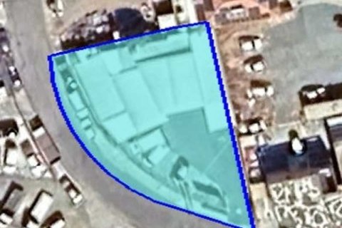 Commercial property à Kato Polemidia, Cyprus No. 76899 1