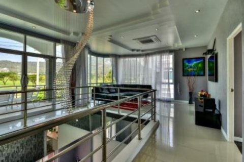4 bedrooms Villa in Hua Hin, Thailand No. 95870 30