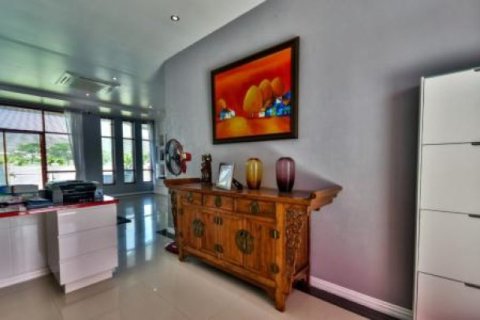 4 bedrooms Villa in Hua Hin, Thailand No. 95870 22
