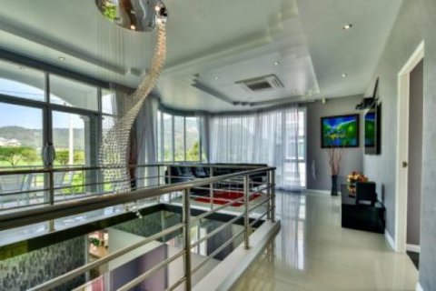4 bedrooms Villa in Hua Hin, Thailand No. 95870 10