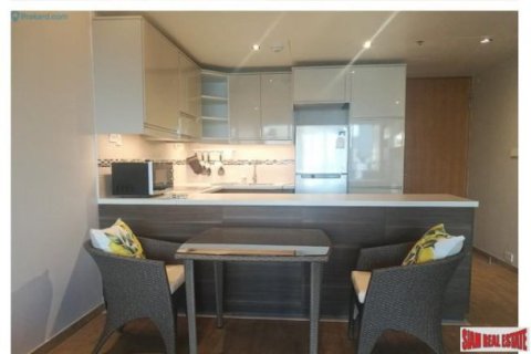 2 bedrooms Apartment in Bangkok, Thailand No. 96015 10