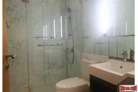 2 bedrooms Apartment in Bangkok, Thailand No. 96015 7