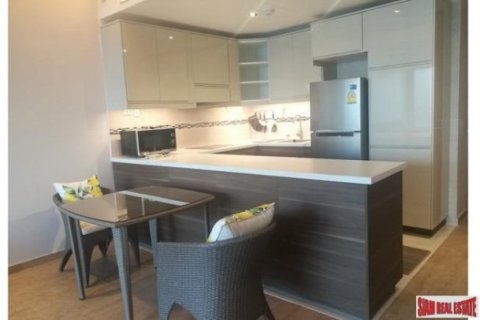 2 bedrooms Apartment in Bangkok, Thailand No. 96015 12