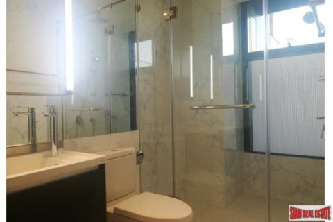 2 bedrooms Apartment in Bangkok, Thailand No. 96015 6