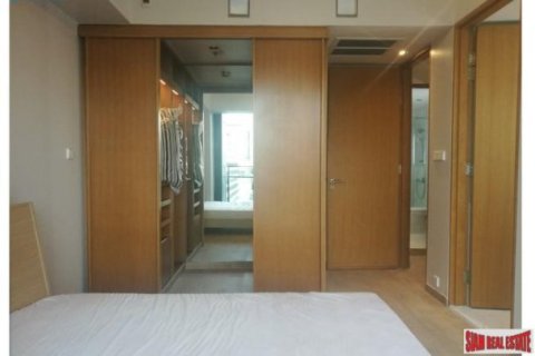 2 bedrooms Apartment in Bangkok, Thailand No. 96015 4