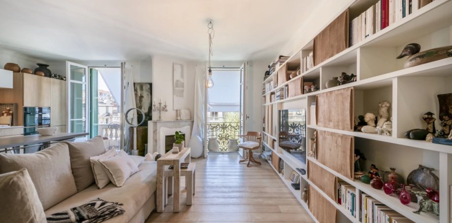 1 bedroom Apartment in Nice, France No. 69241