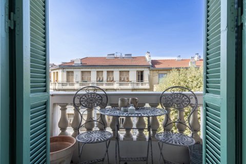 1 bedroom Apartment in Nice, France No. 69241 9