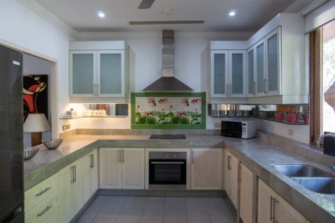 4 bedrooms Villa in Layan Beach, Thailand No. 96785 16