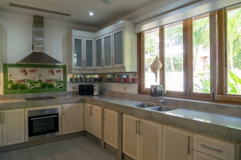 4 bedrooms Villa in Layan Beach, Thailand No. 96785 17