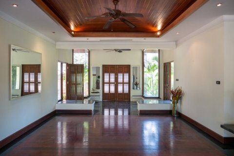 4 bedrooms Villa in Layan Beach, Thailand No. 96785 9