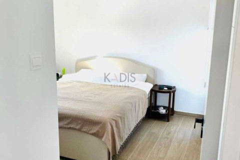 5 bedrooms House in Mesa Geitonia, Cyprus No. 101665 16