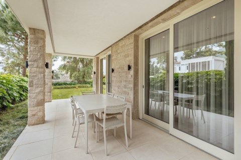 1 bedroom Apartment in Herceg Novi, Montenegro No. 104827 4