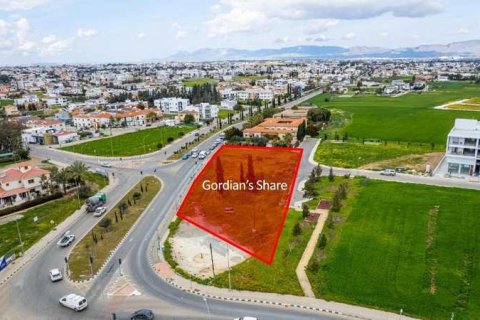 Commercial property à Lakatamia, Cyprus No. 36039 1