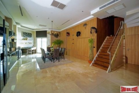 2 bedrooms Duplex in Pattaya, Thailand No. 96976 19