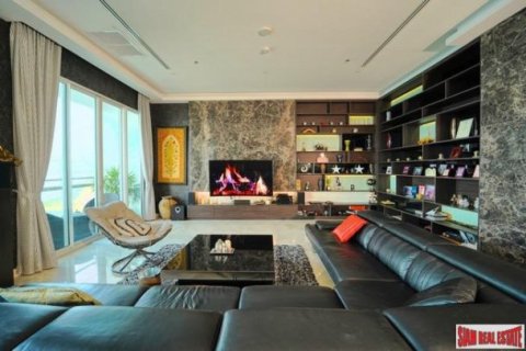 2 bedrooms Duplex in Pattaya, Thailand No. 96976 18