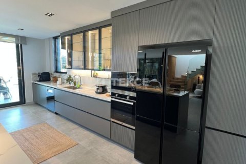 5 bedrooms Villa in Phi Dien, Vietnam No. 89885 10