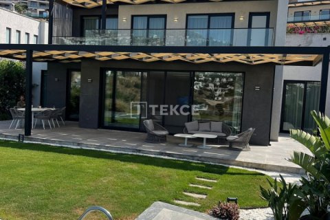 5 bedrooms Villa in Phi Dien, Vietnam No. 89885 4