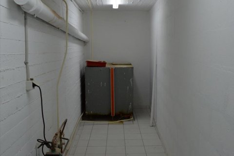 Дом с 4 спальнями в Anavyssos, Греция №59476 9