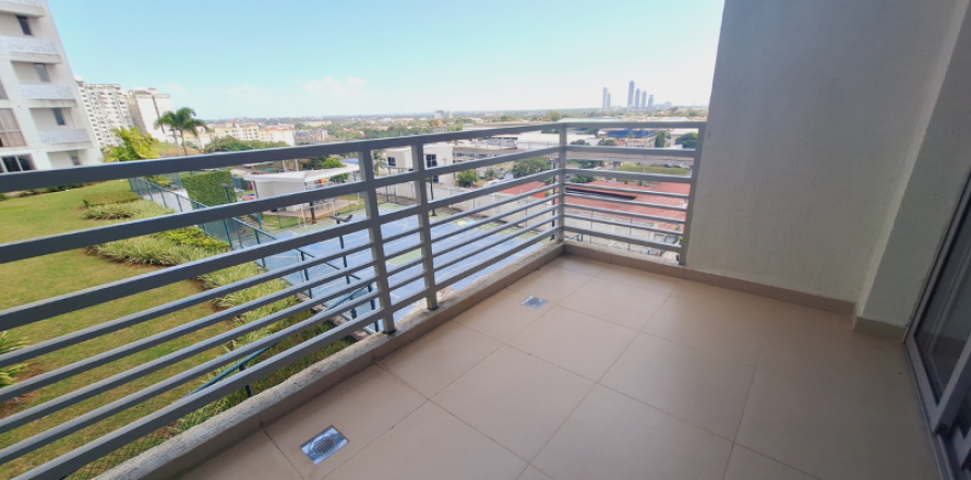 3 bedrooms Apartment in Panama City, Panama No. 70608