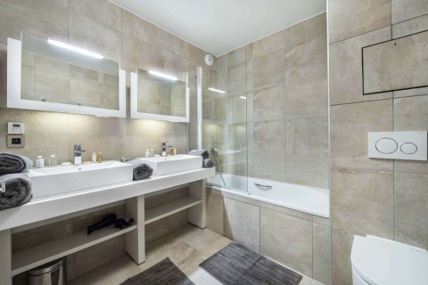 4 bedrooms Apartment in Savoie, France No. 100002 9