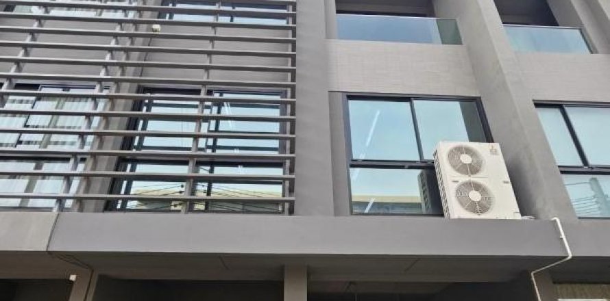 395m² Office in Lat Phrao, Thailand No. 97544