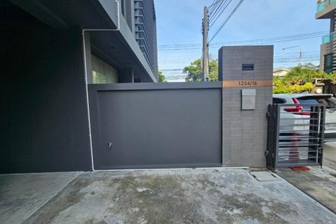 395m² Office in Lat Phrao, Thailand No. 97544 3