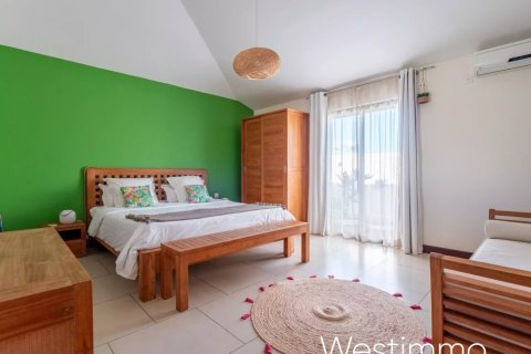 5 bedrooms Villa in Cascavelle, Mauritius No. 107178 9