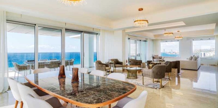 4 bedrooms Penthouse in Parekklisia, Cyprus No. 32981