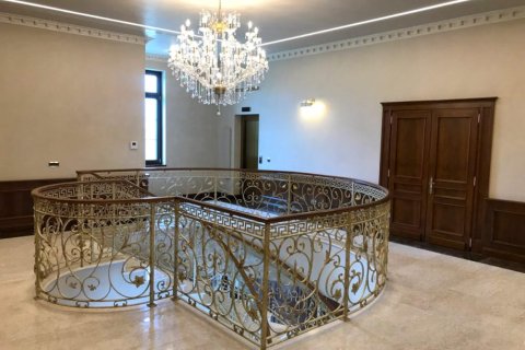 4 bedrooms Villa in Limassol, Cyprus No. 106010 11