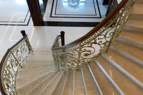 4 bedrooms Villa in Limassol, Cyprus No. 106010 10