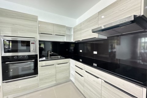 3 bedrooms Villa in Rawai, Thailand No. 97257 9