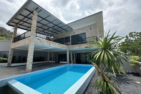 3 bedrooms Villa in Rawai, Thailand No. 97257 1