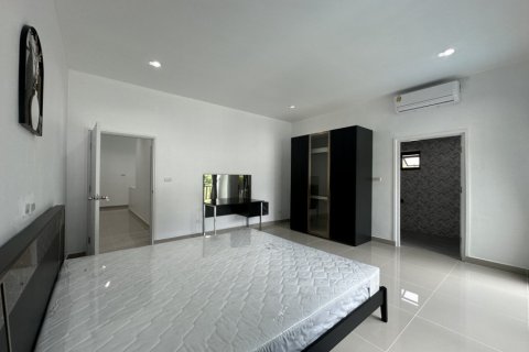 3 bedrooms Villa in Rawai, Thailand No. 97257 16