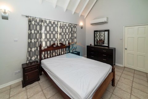 3 bedrooms House in Lance Aux Epines, Grenada No. 80537 12