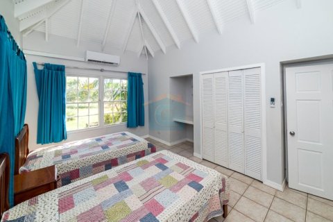 3 bedrooms House in Lance Aux Epines, Grenada No. 80537 16