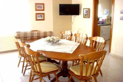 6 bedrooms Villa in Limassol, Cyprus No. 62889 4