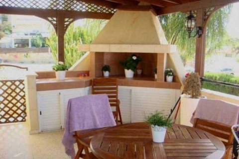 6 bedrooms Villa in Limassol, Cyprus No. 62889 3