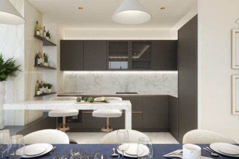 2 bedrooms Apartment in Limassol, Cyprus No. 106304 2