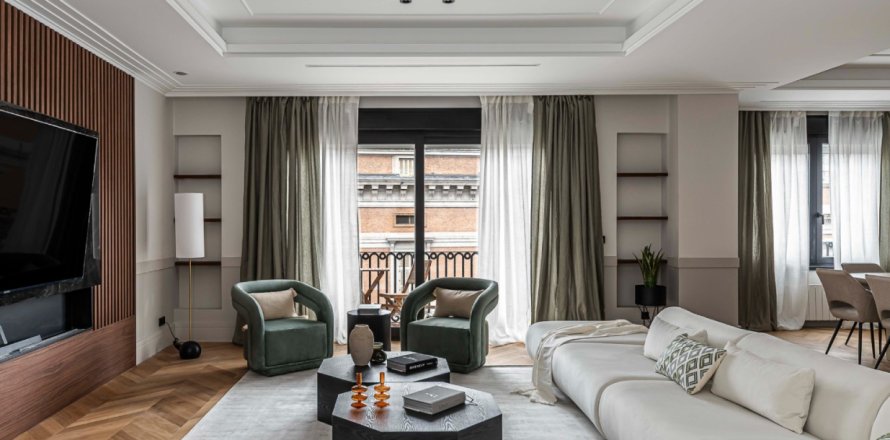 3 bedrooms Apartment in Madrid, Spain No. 89991
