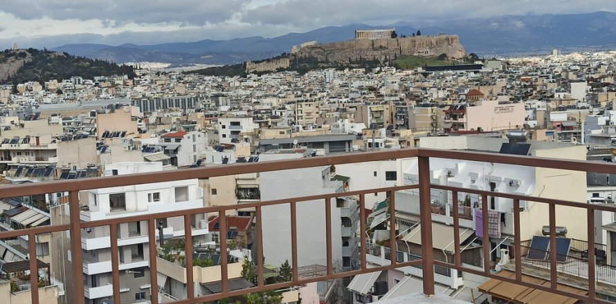 4 bedrooms Apartment in Athens, Greece No. 108378