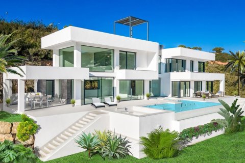 Вилла с 5 спальнями в Бенахавис, Испания №27413