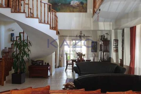 4 bedrooms House in Agios Tychonas, Cyprus No. 78609 9