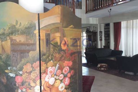 4 bedrooms House in Agios Tychonas, Cyprus No. 78609 11